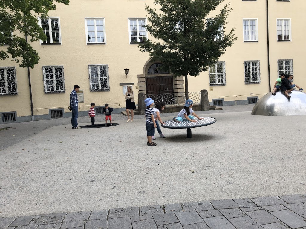 Pasing Rathausplatz - Kinderspielplatz - Foto 1