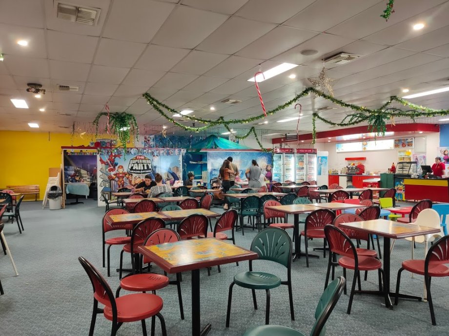 Tropical Twist Indoor Playground - Foto 4