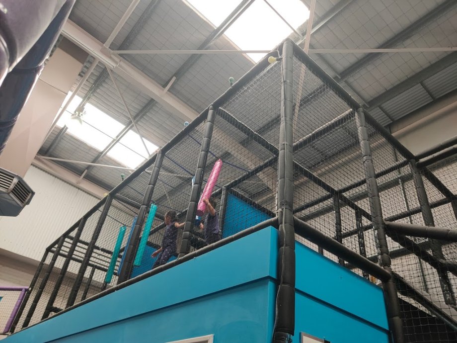 Tropical Twist Indoor Playground - Foto 10