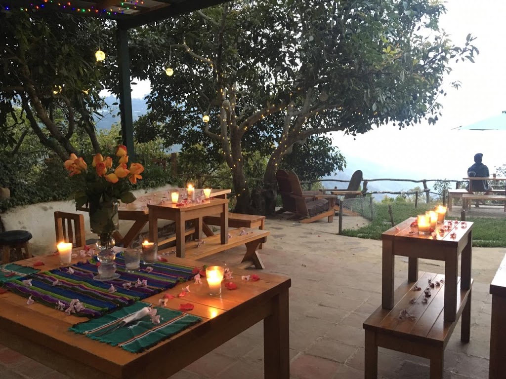 Earth Lodge - Foto 1