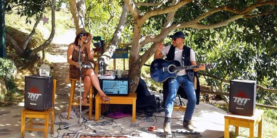 Earth Lodge - Foto 10