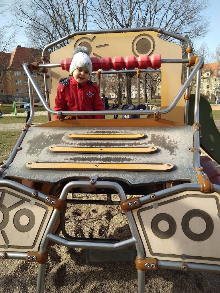 Ernst-Thälmann-Platz - Foto 10