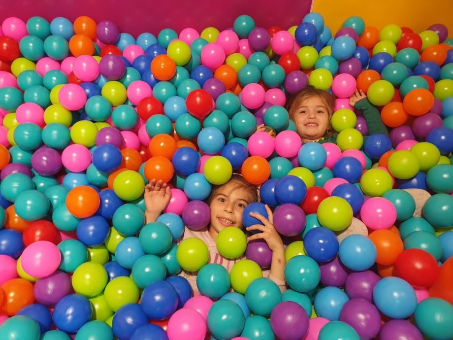 Divine Park - Parque de Bolas - San Pedro Alcántara - Foto 2