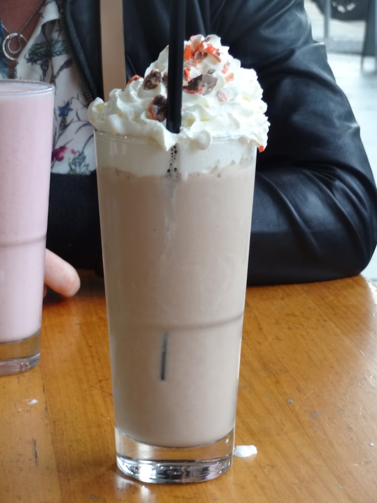 Nulla Nulla Cafe - Foto 6