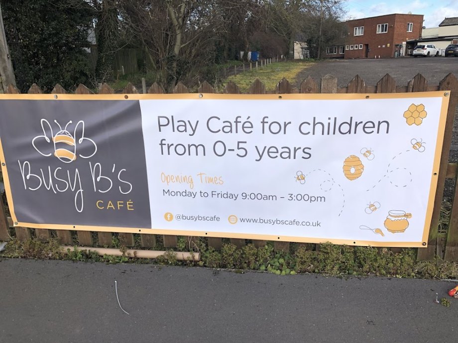 Busy Bs Cafe - Foto 8