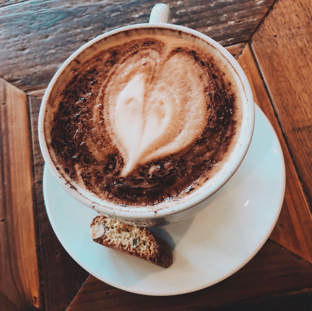 The Play Cafe at Sandown Park - Foto 1