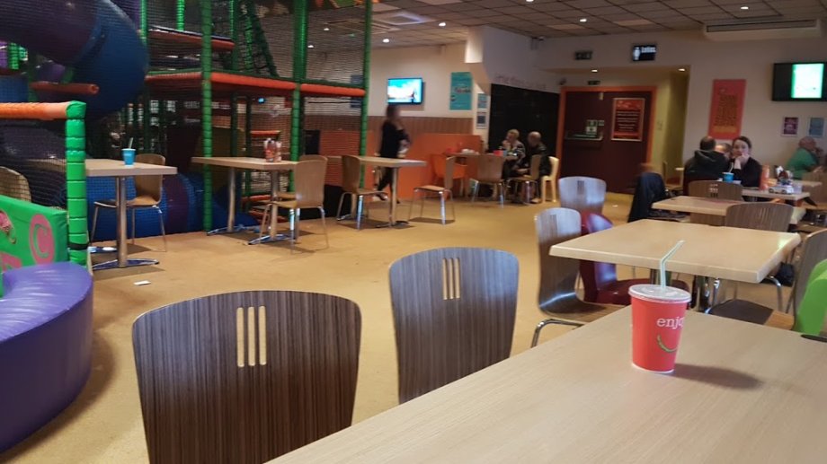 Play Cafe Torquay - Foto 9