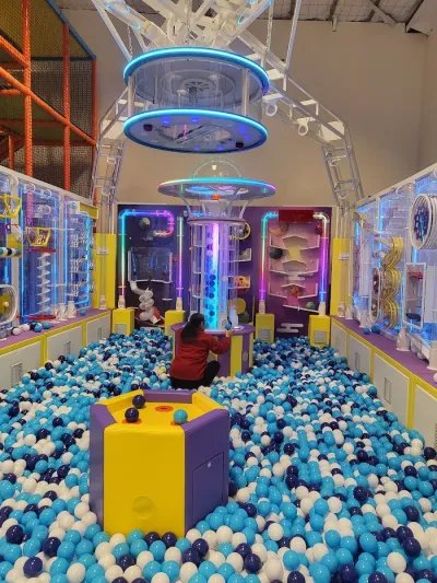 Chipmunks Playland and Café Lyall Bay