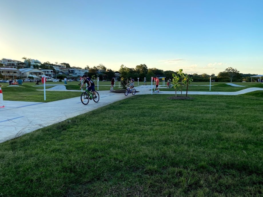 Raby Esplanade park - Foto 3