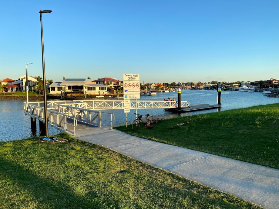 Raby Esplanade park - Foto 4