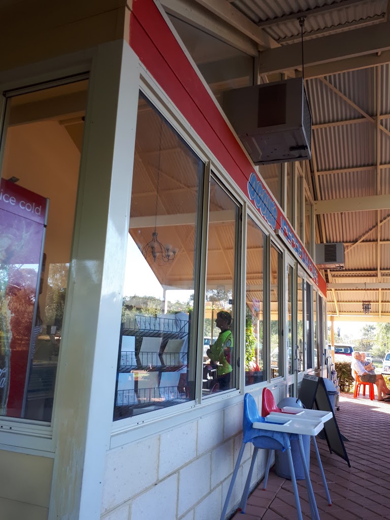 Oggies Ice Cream Cafe - Foto 10