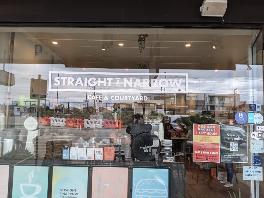 Straight And Narrow Cafe - Foto 10