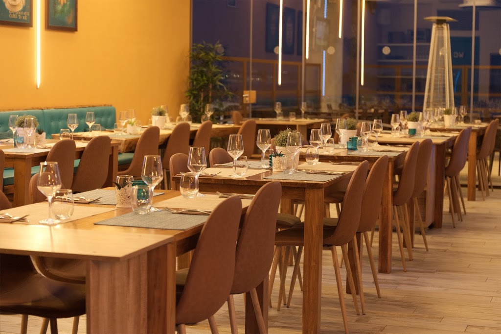 Bama Beach Club Restaurant 7