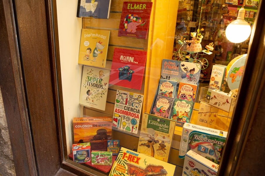 La juguetería de libros - Foto 5