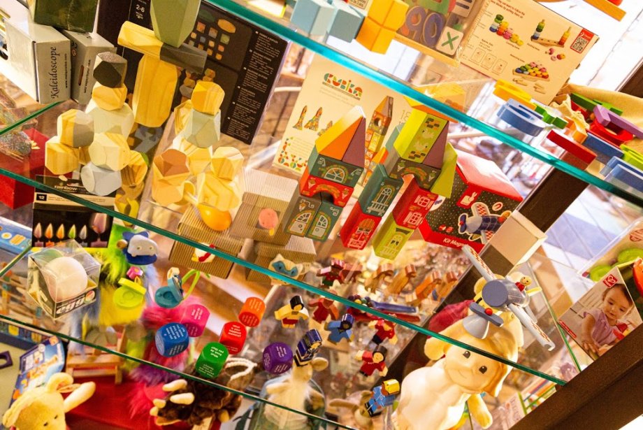 La juguetería de libros - Foto 8