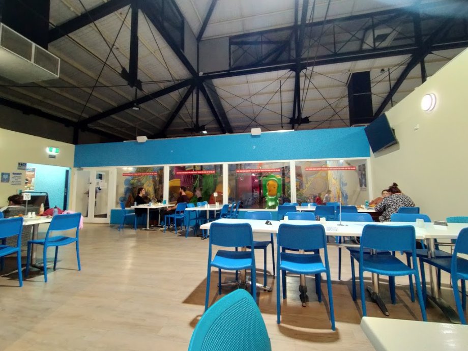 Sharky's Fish & Chips - Foto 7