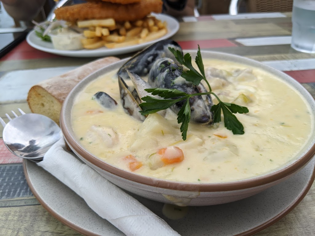 Sharky's Fish & Chips - Foto 1