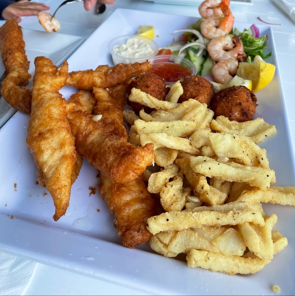 Sharky's Fish & Chips - Foto 1