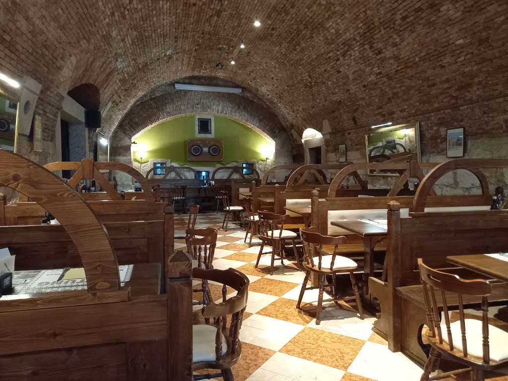 Bierstube Festung - Foto 1