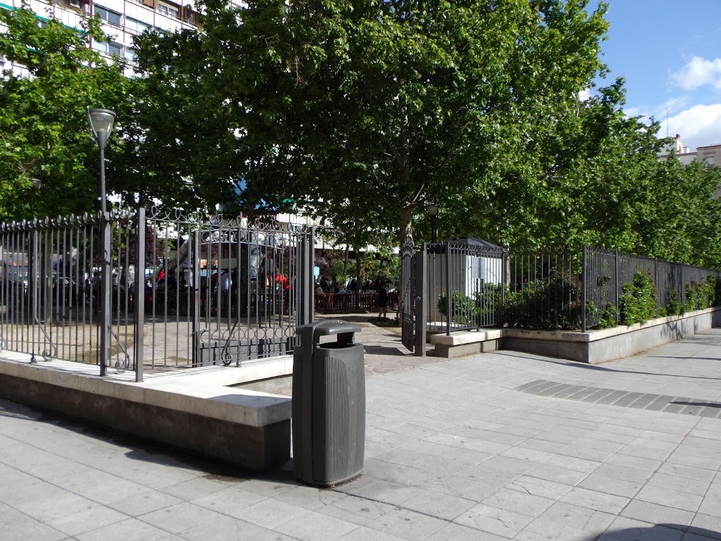 Jardines de Gregorio Ordóñez 7