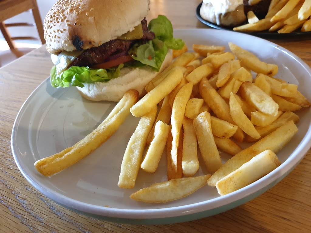 Eagle Falls Spur Steak and Grill - Foto 1