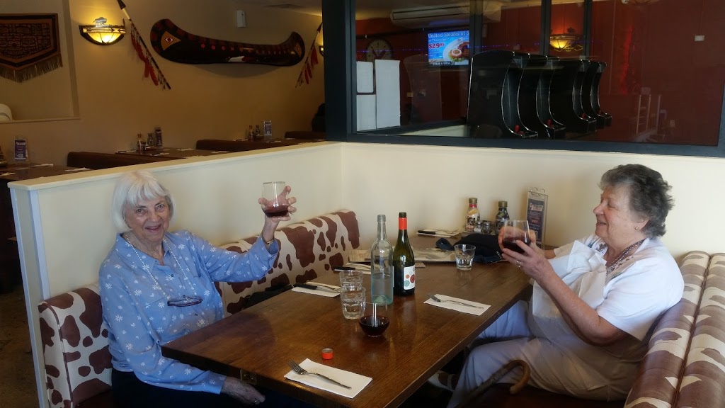 Eagle Falls Spur Steak and Grill - Foto 1