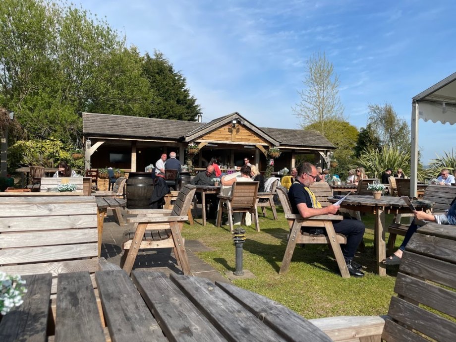 The Chester Fields Country Pub, Restaurant & Wedding Venue - Foto 4