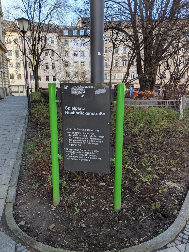 Spielplatz Hochbrückenstraße - Foto 2