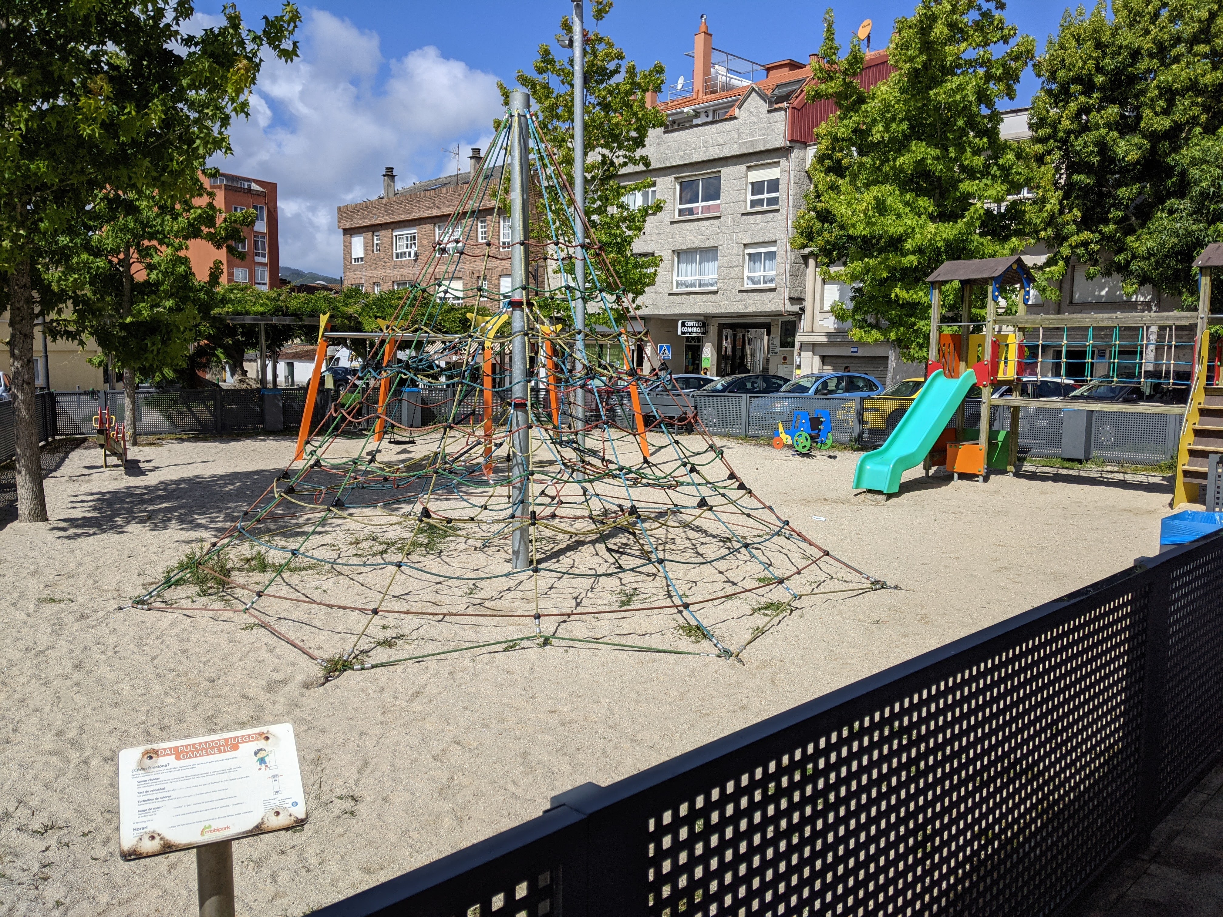 Parque Infantil Rúa Romana Alta - Foto 1