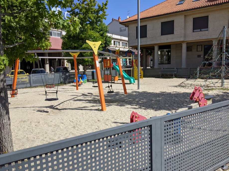 Parque Infantil Rúa Romana Alta - Foto 3