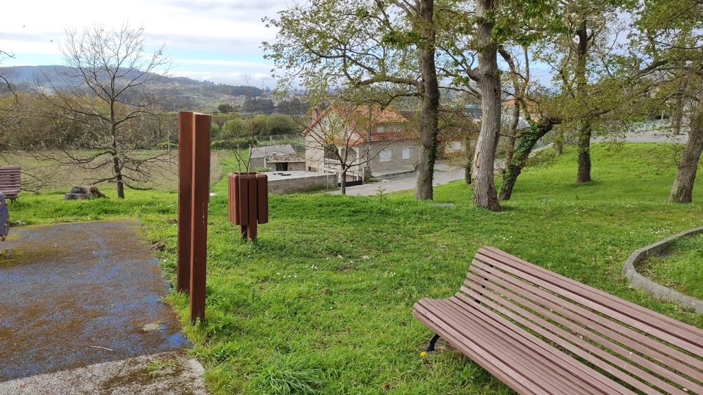Parque Infantil Da Carballeira de Nantes 1