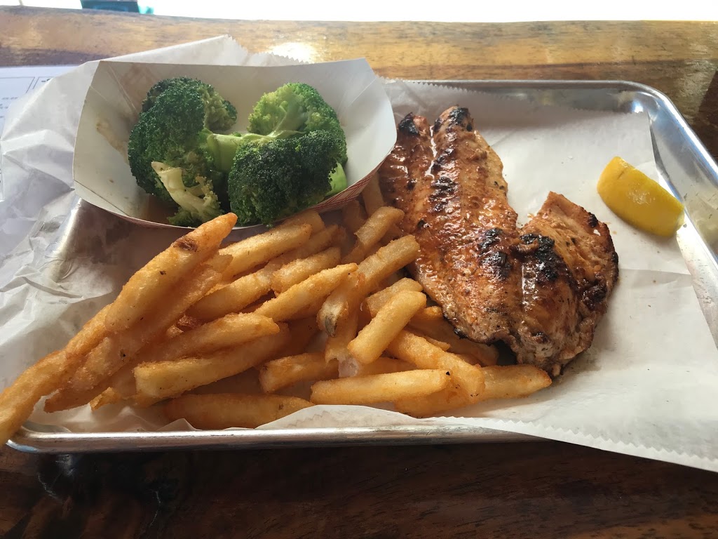 Mullet's Fish Camp & Market - Foto 1