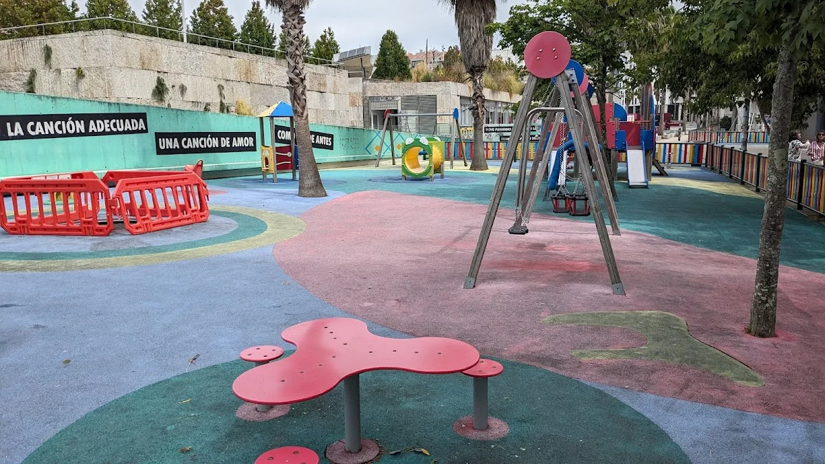 Parque infantil Teixugueiras 30 2