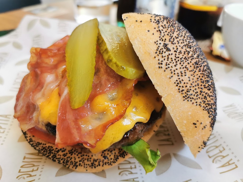 La Pepita Burger Bar - Baiona - Foto 1