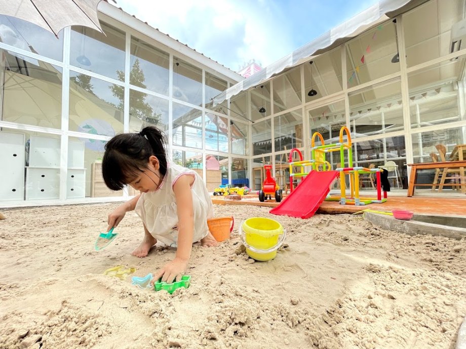 Banana Tree Horse Kids Cafe - Foto 4