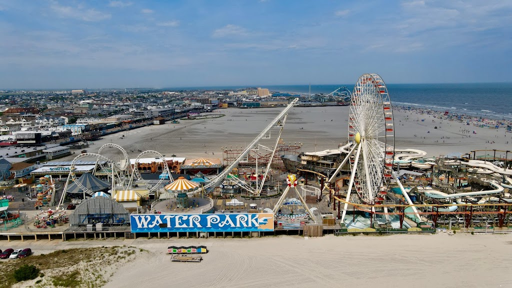Morey's Piers & Beachfront Water Parks - Foto 1