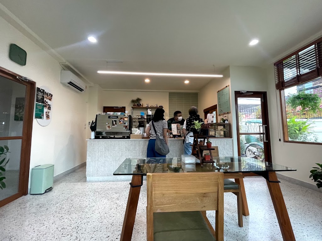 Caterpillar cafe - Foto 1