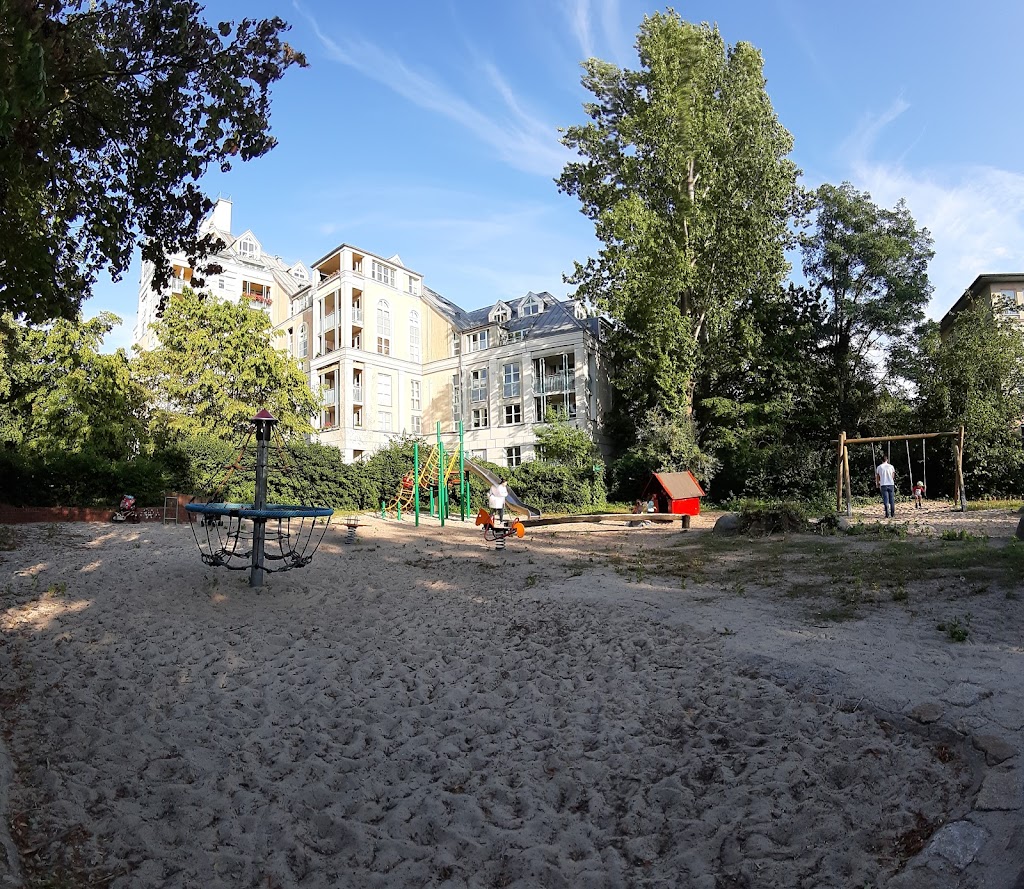 Spielplatz Tegel - Foto 1