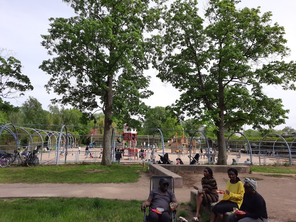 Spielplatz Bürgerpark - Foto 1