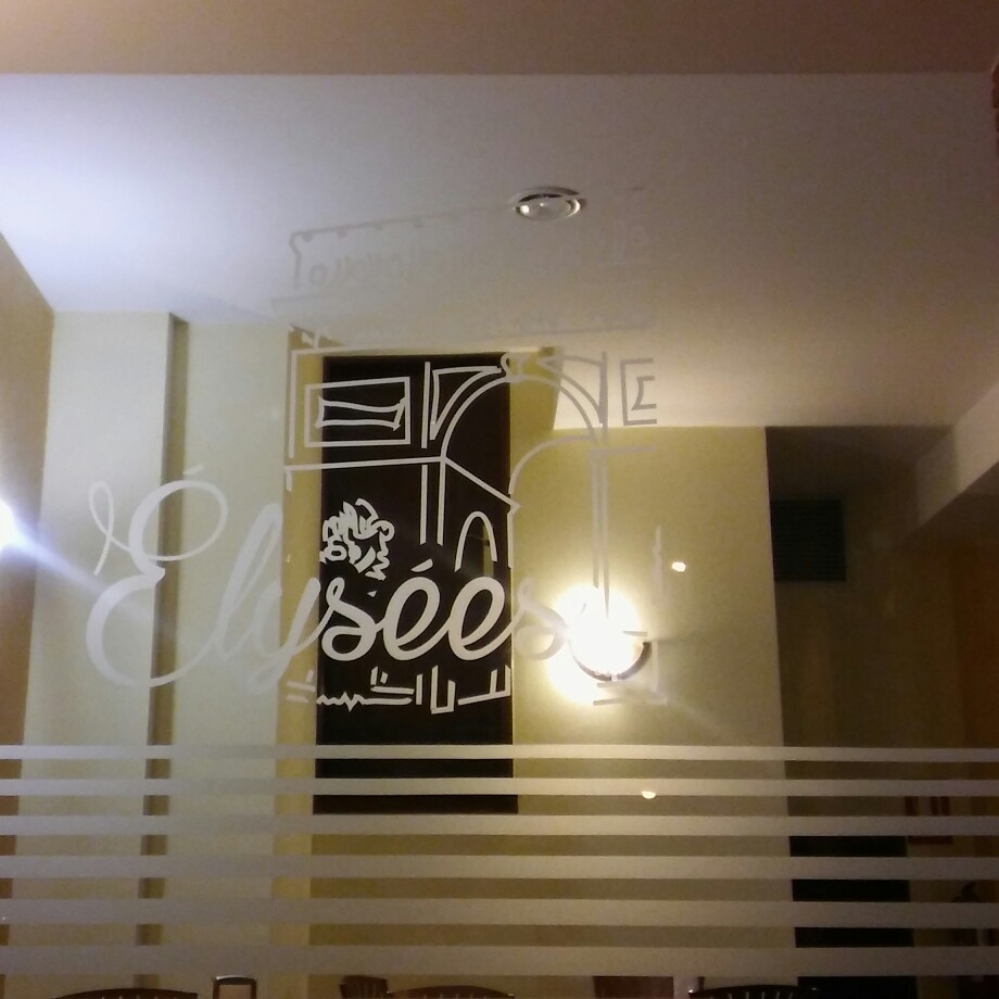 Bar Élysées - Foto 1