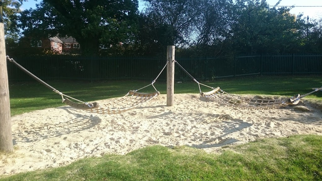 Locks Ride Recreation Ground - Foto 1