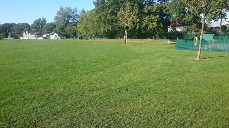 Locks Ride Recreation Ground - Foto 3