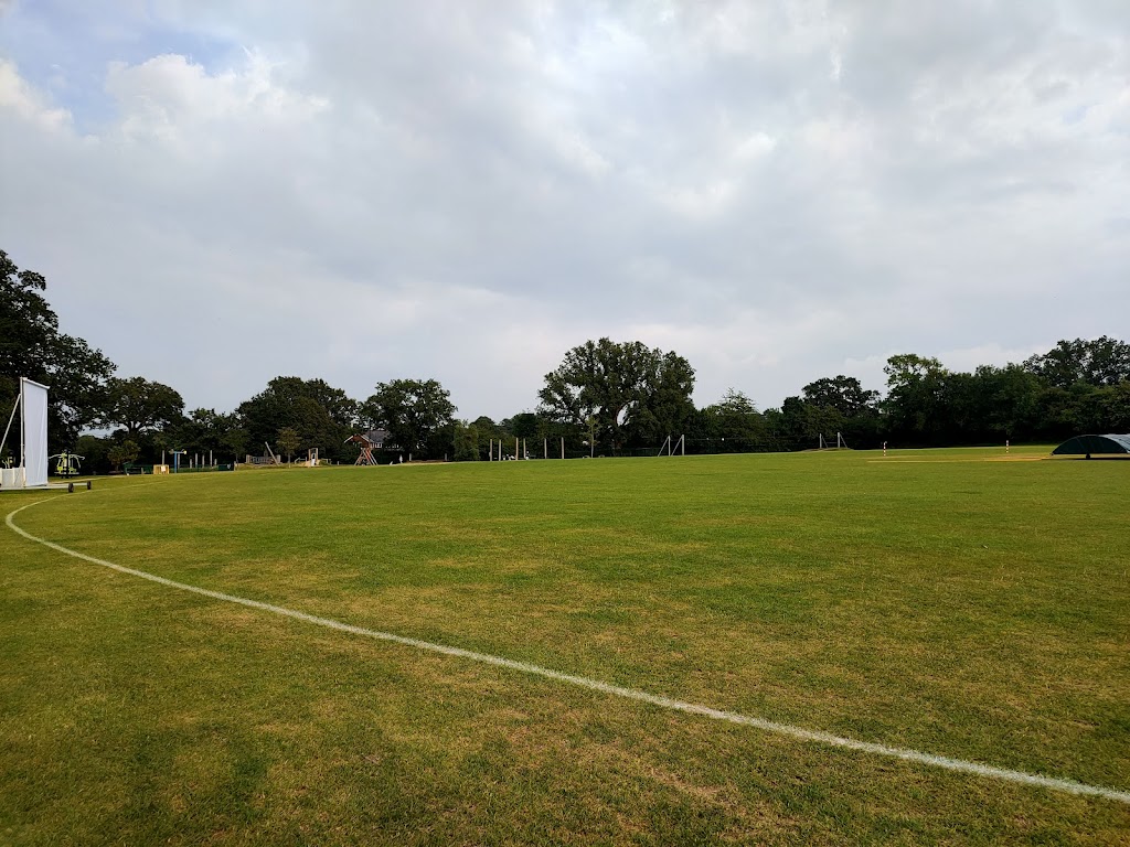 Locks Ride Recreation Ground - Foto 1