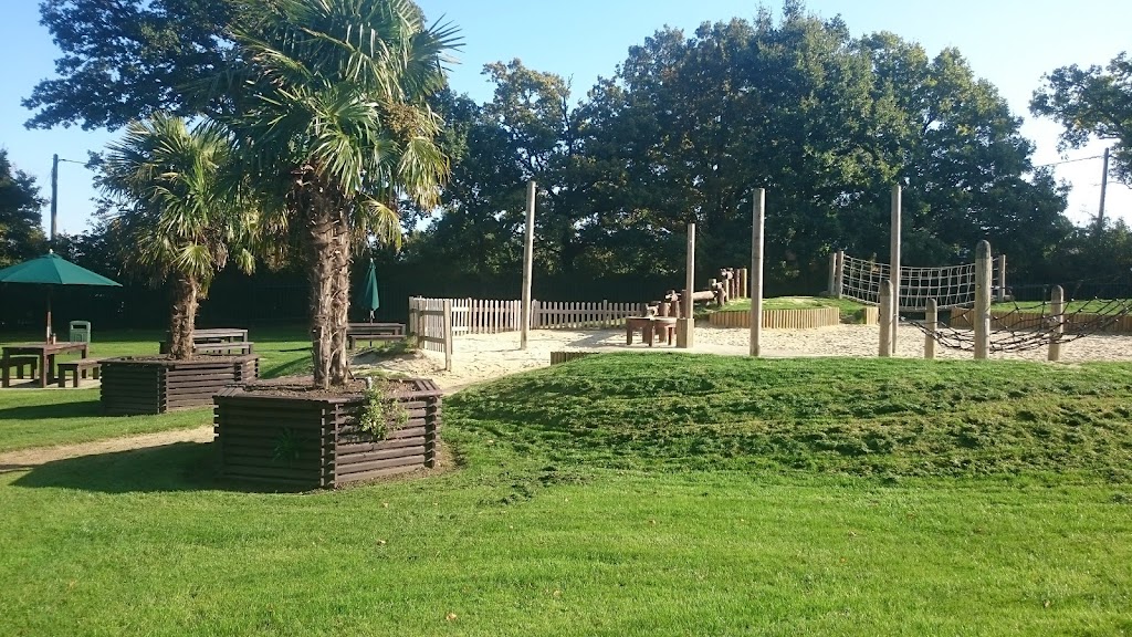 Locks Ride Recreation Ground - Foto 1