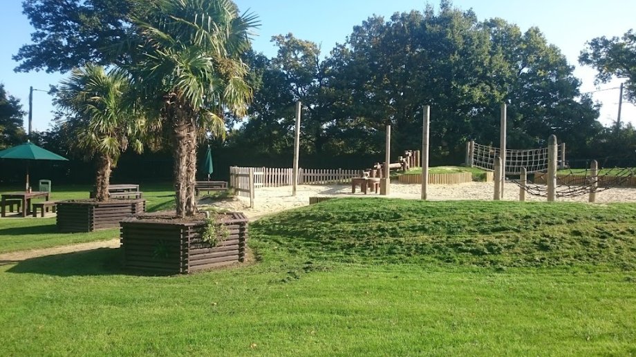 Locks Ride Recreation Ground - Foto 8