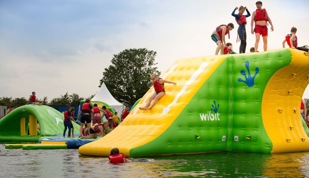 Cotswold Country Park & Beach - Foto 1