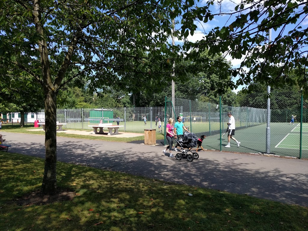 Jocks Lane Recreation Ground - Foto 1