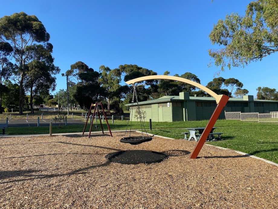 Gunns Road Reserve Playground - Foto 8