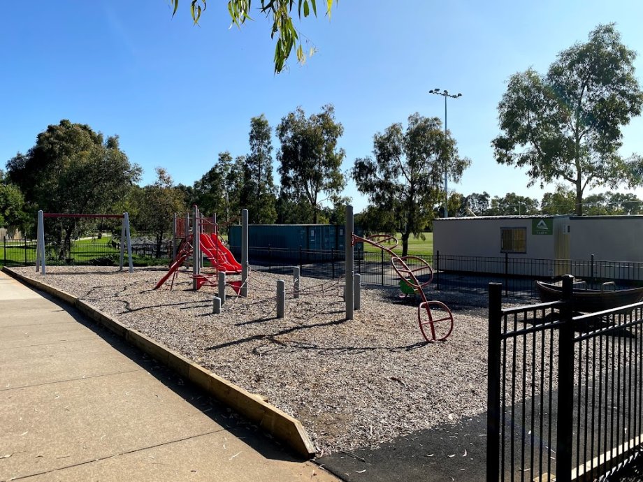 Frog Hollow Reserve Playground - Foto 10