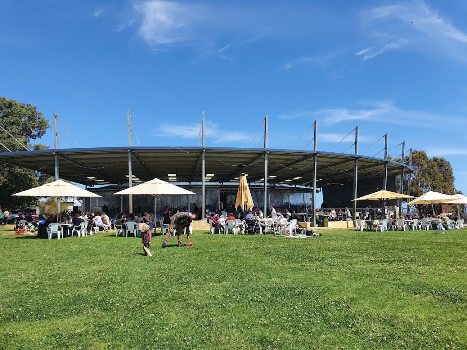 Old Coast Road Brewery - Foto 5